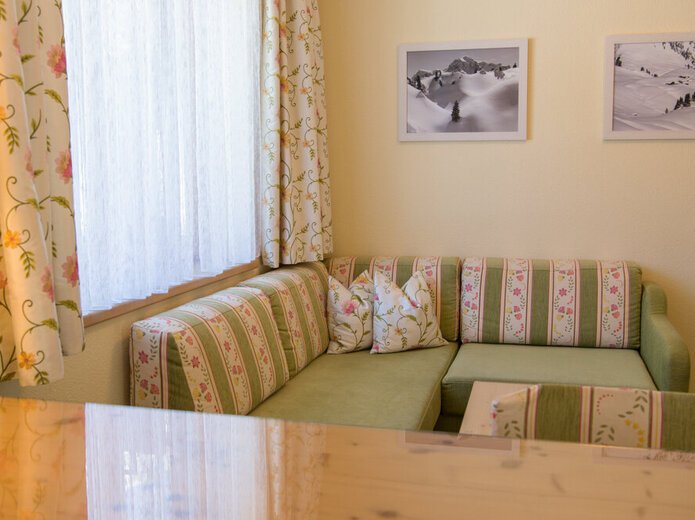 Gemütliche Sitzecke in der Suite